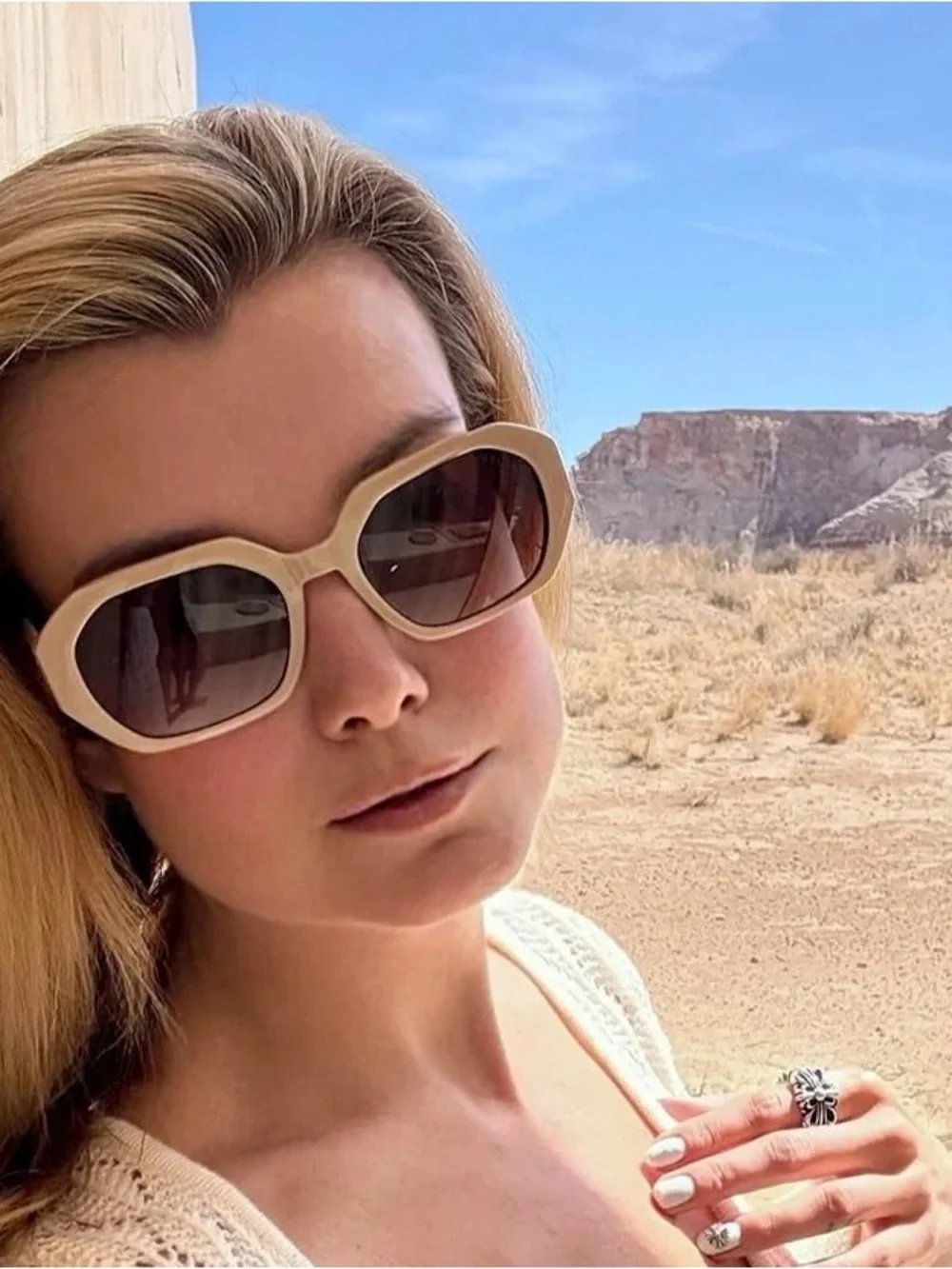 Nib velvet eyewear Nina Sunglasses - Biege